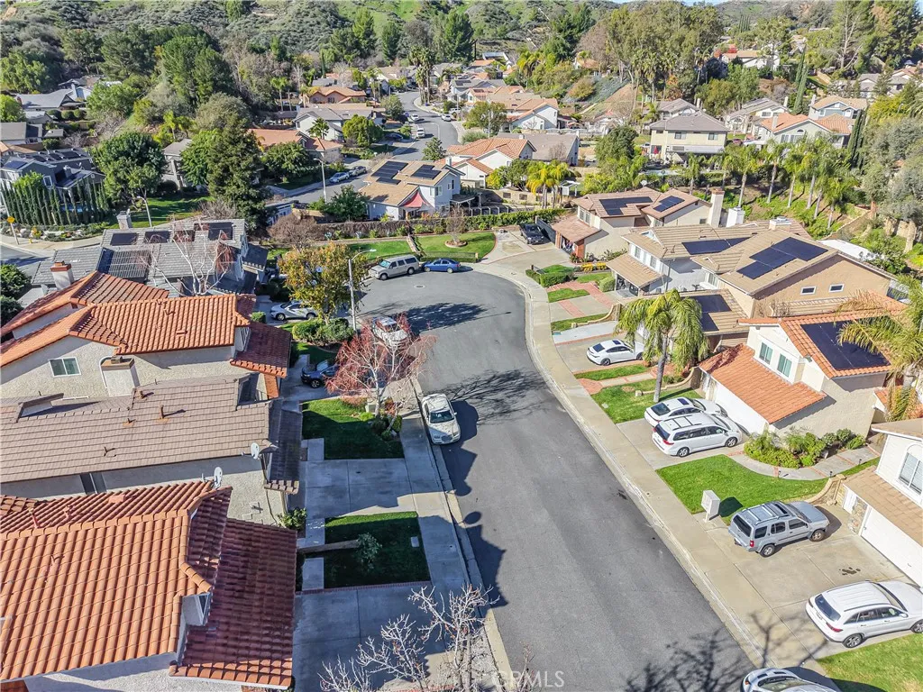 21728 Cheswold Avenue, Saugus, California 91350 home-pic-59