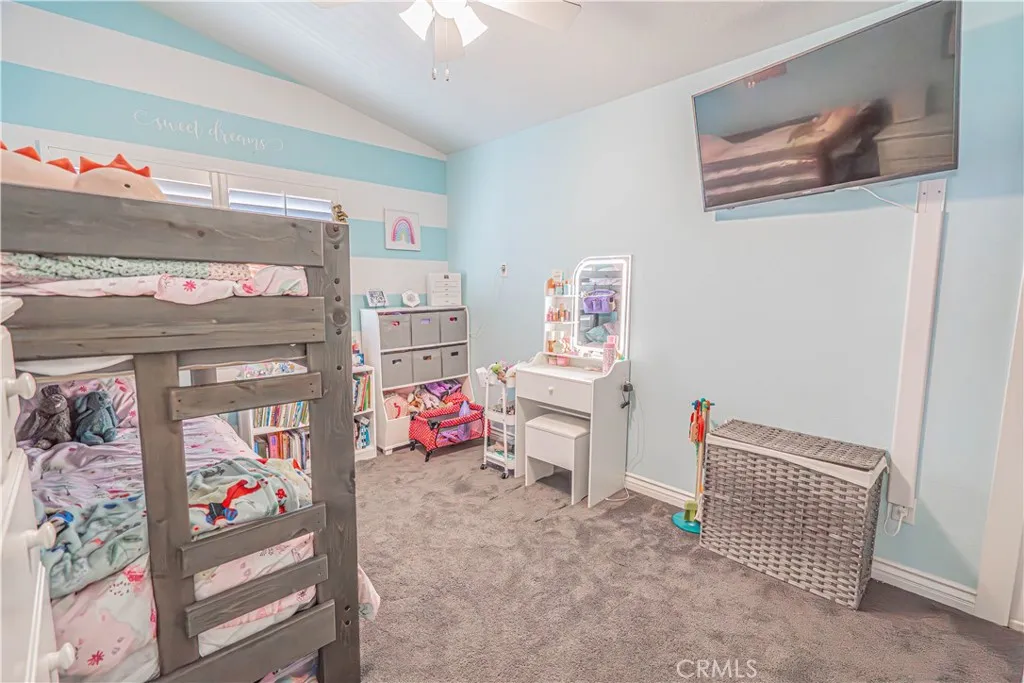 21728 Cheswold Avenue, Saugus, California 91350 home-pic-36