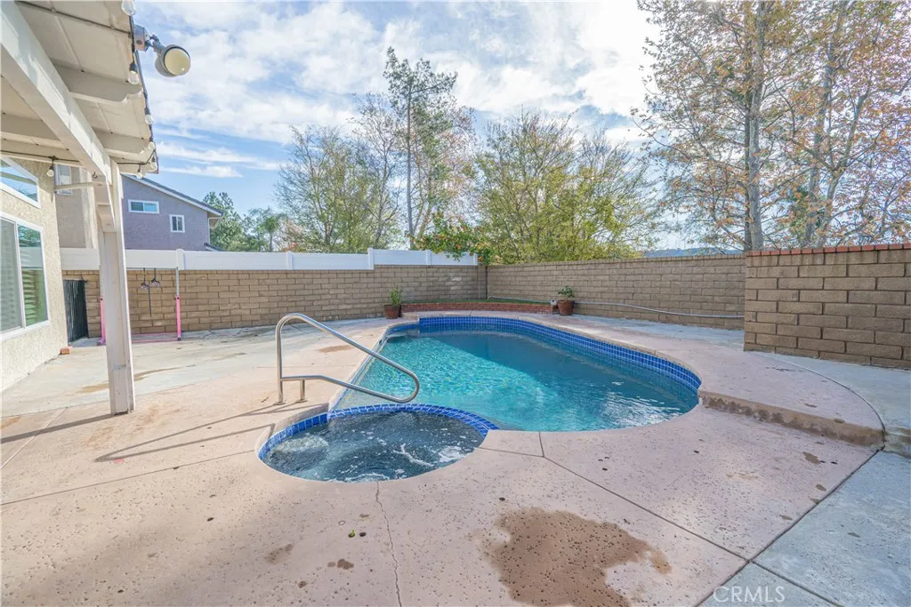 21728 Cheswold Avenue, Saugus, California 91350 home-pic-47
