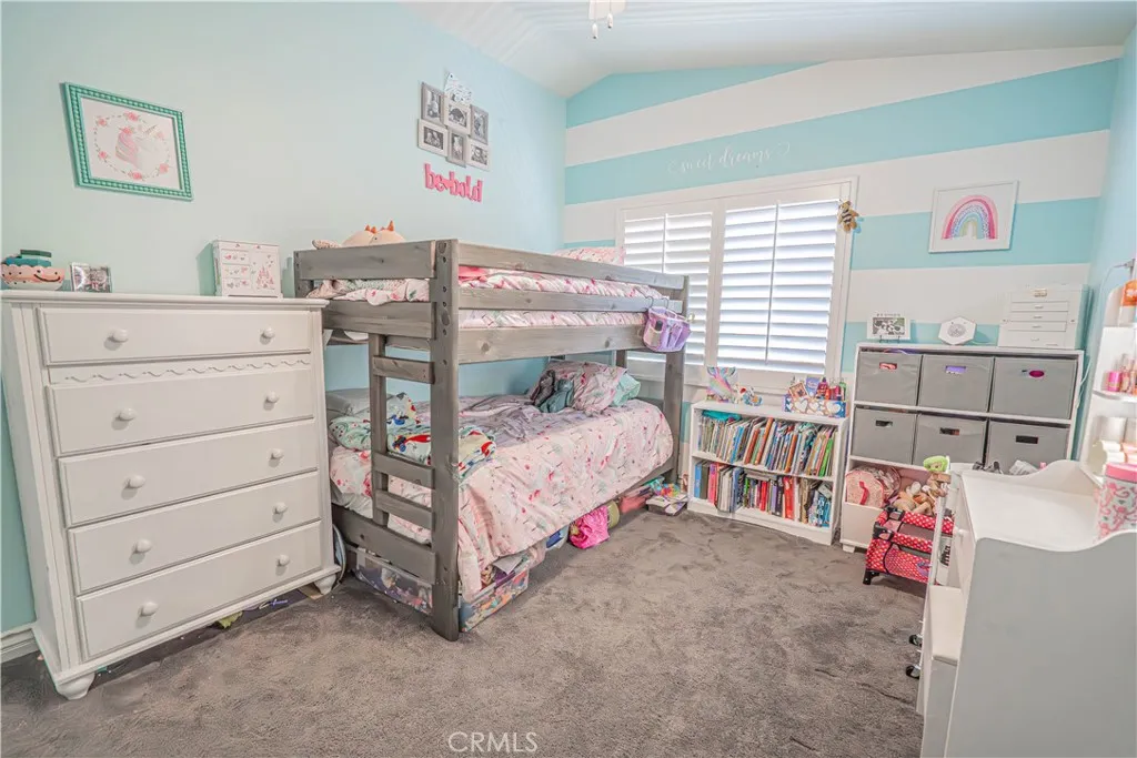 21728 Cheswold Avenue, Saugus, California 91350 home-pic-44