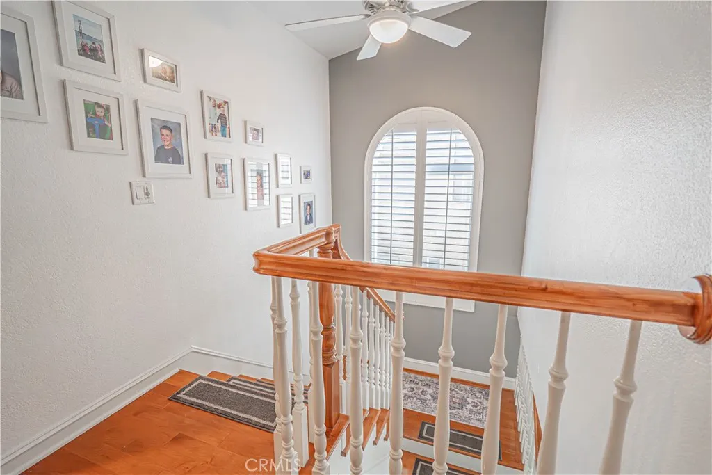 21728 Cheswold Avenue, Saugus, California 91350 home-pic-30