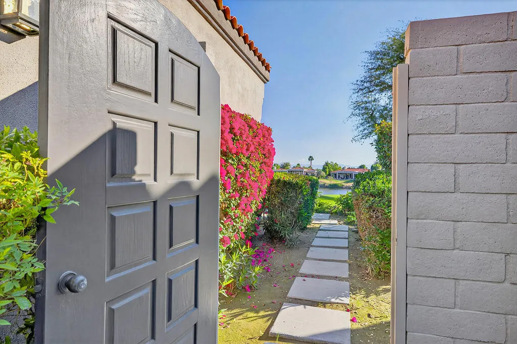 57706 Interlachen, La Quinta, California 92253 home-pic-5