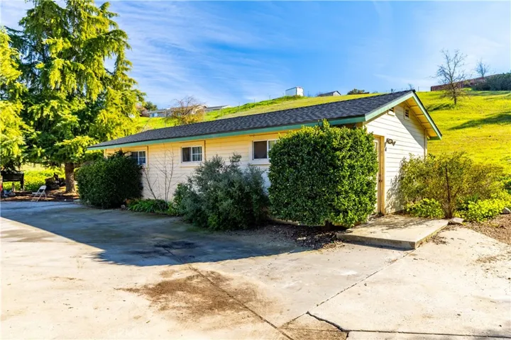 7260 Shale Rock, Paso Robles, California 93446