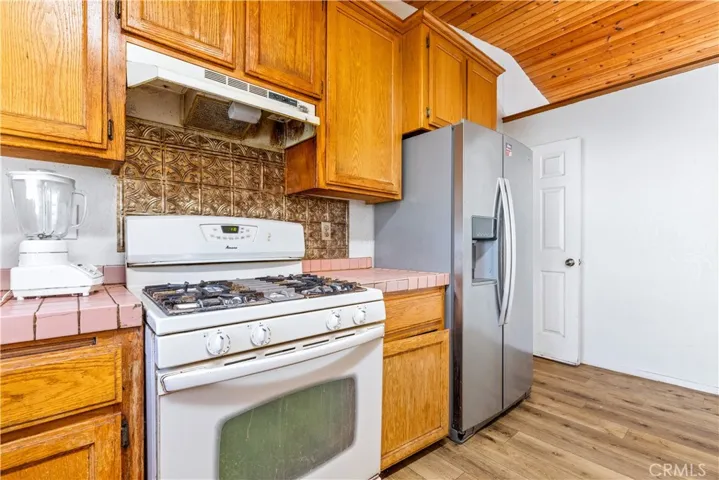 7260 Shale Rock, Paso Robles, California 93446