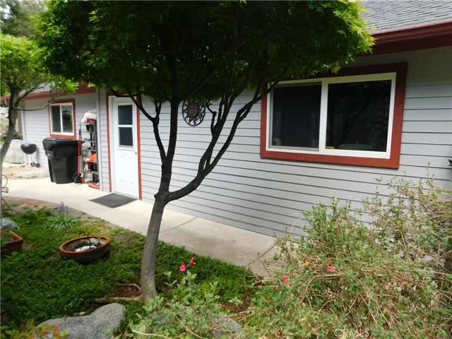 36976 Sycamore Drive, Mountain Home Village, California 92359