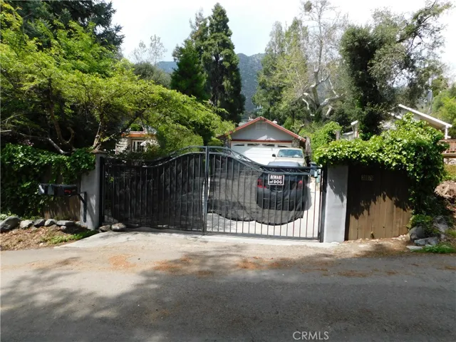 36976 Sycamore Drive, Mountain Home Village, California 92359
