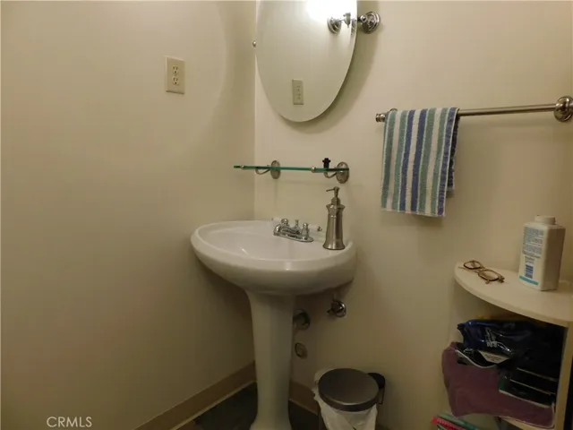 36976 Sycamore Drive, Mountain Home Village, California 92359