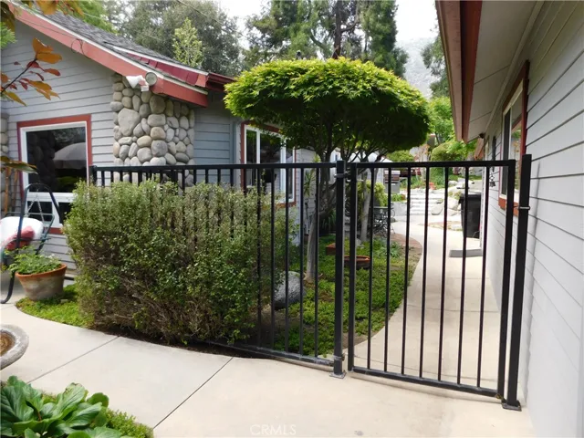 36976 Sycamore Drive, Mountain Home Village, California 92359