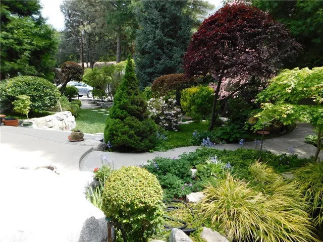 36976 Sycamore Drive, Mountain Home Village, California 92359