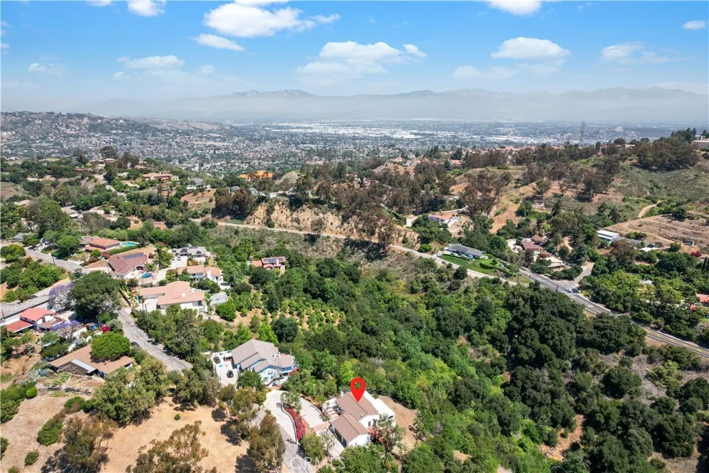 2480 Ardsheal Drive, La Habra Heights, California 90631 home-pic-4