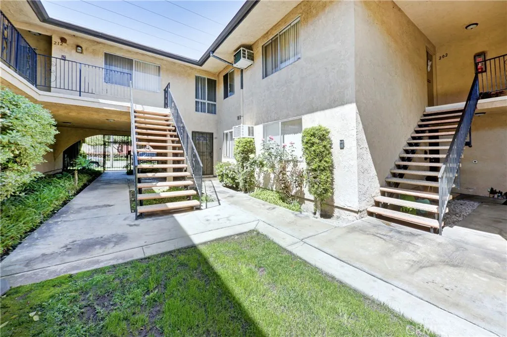 12024 Bellflower Blvd