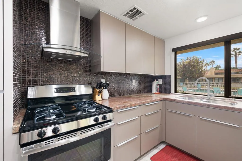 48-web-or-mls-8M4A6753