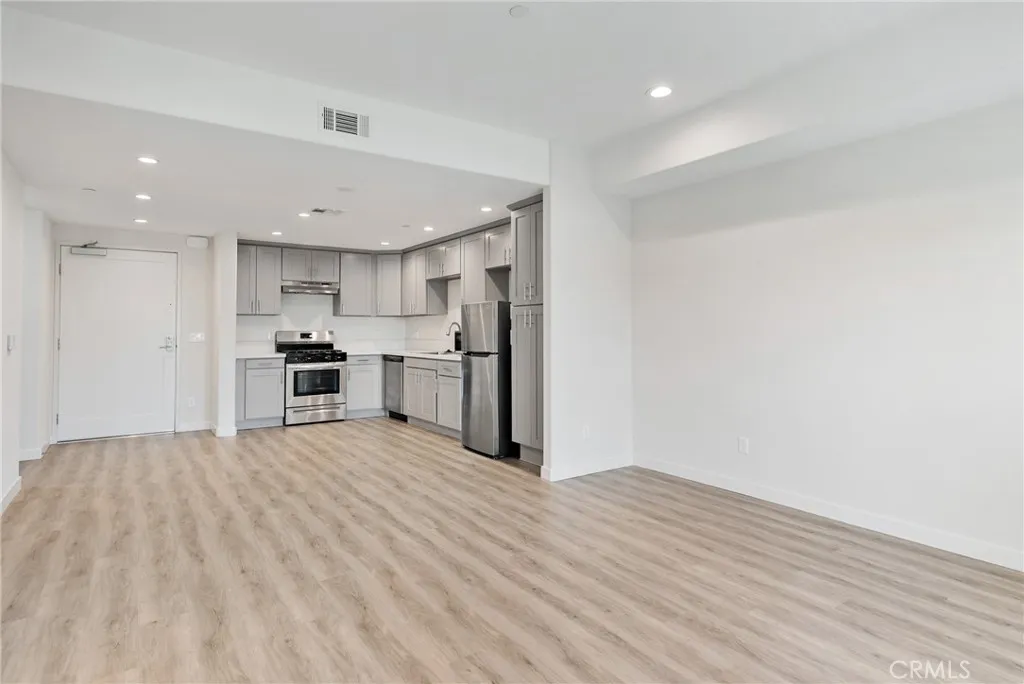 419 N Chandler 417, Monterey Park, California 91754 home-pic-4