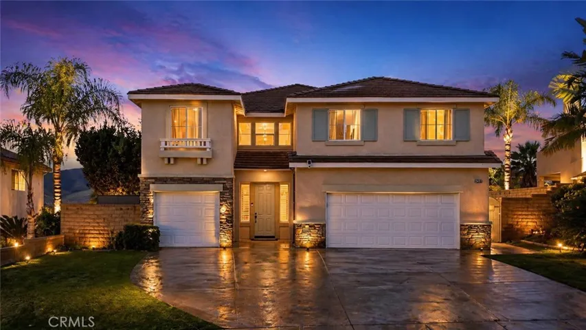 Stunning Corona 5 Bedroom Home- Digitally enhanced