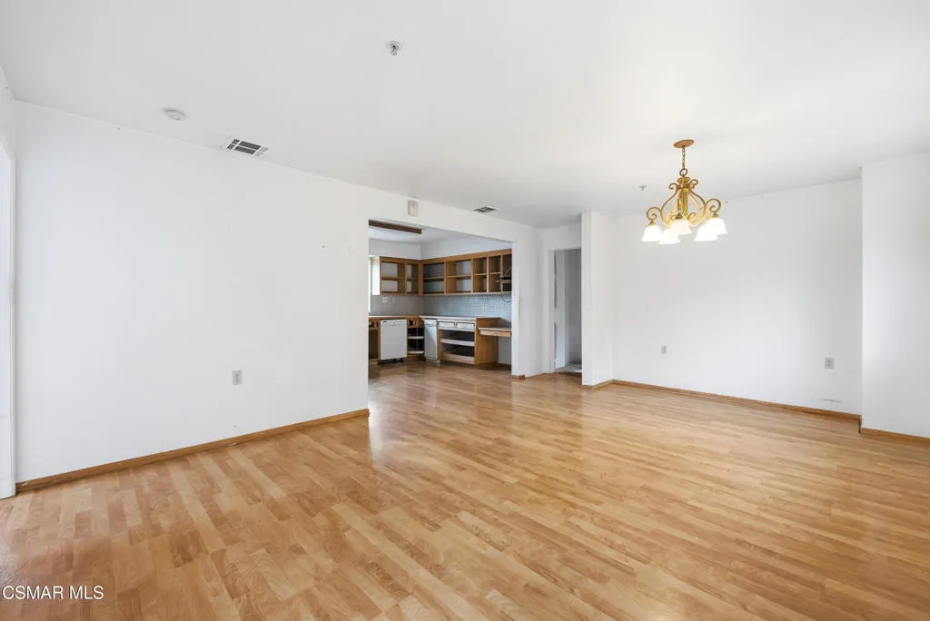 6130 Birch Street, Simi Valley, California 93063 home-pic-17