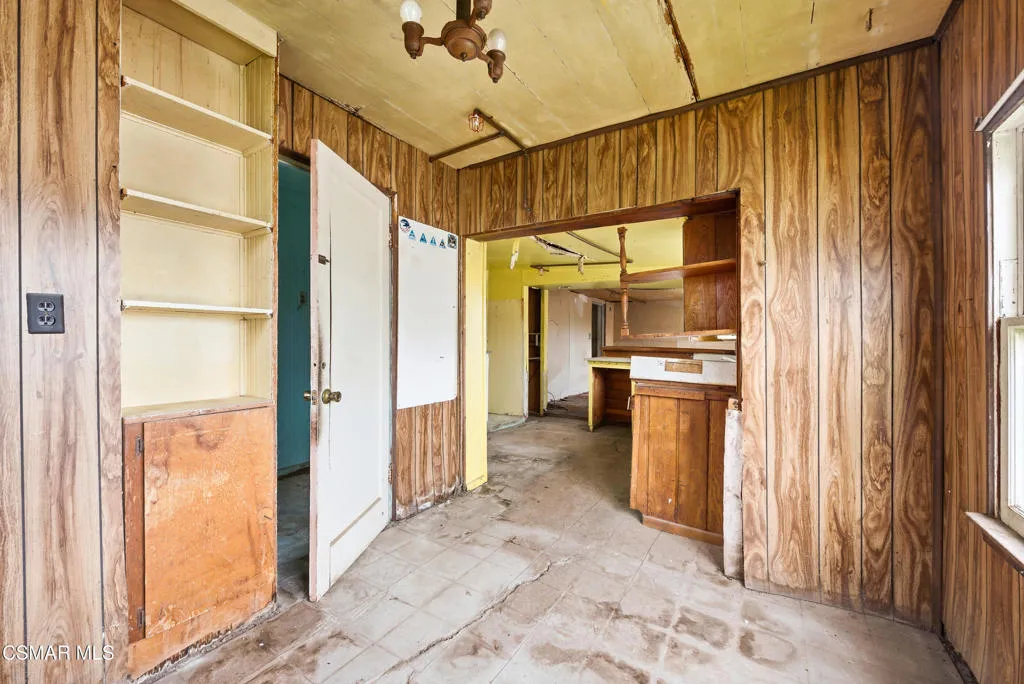 6130 Birch Street, Simi Valley, California 93063 home-pic-38