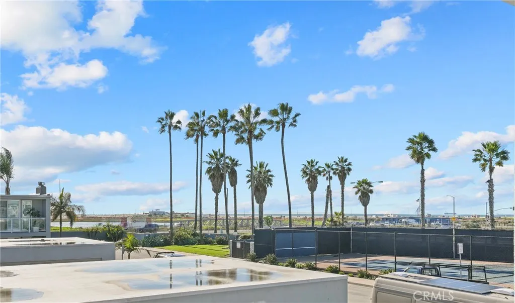 3954 Aladdin Drive, Huntington Beach, California 92649 home-pic-31