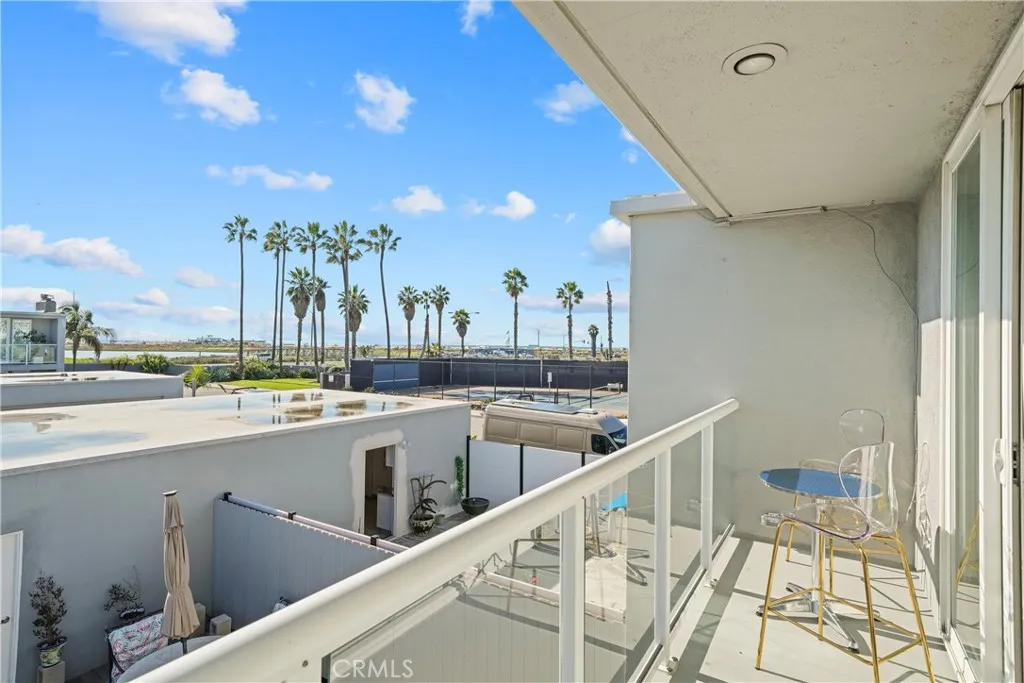 3954 Aladdin Drive, Huntington Beach, California 92649 home-pic-30