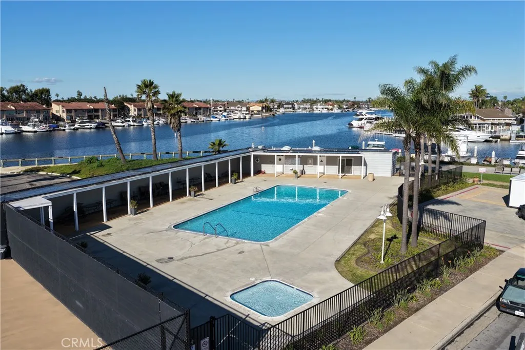 3954 Aladdin Drive, Huntington Beach, California 92649 home-pic-39
