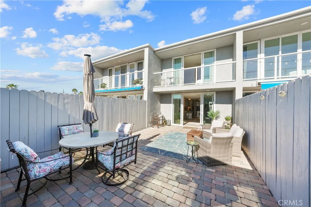 3954 Aladdin Drive, Huntington Beach, California 92649 home-pic-25