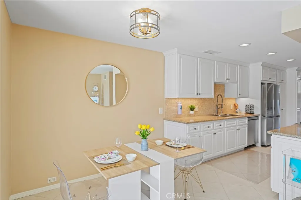 3954 Aladdin Drive, Huntington Beach, California 92649 home-pic-16