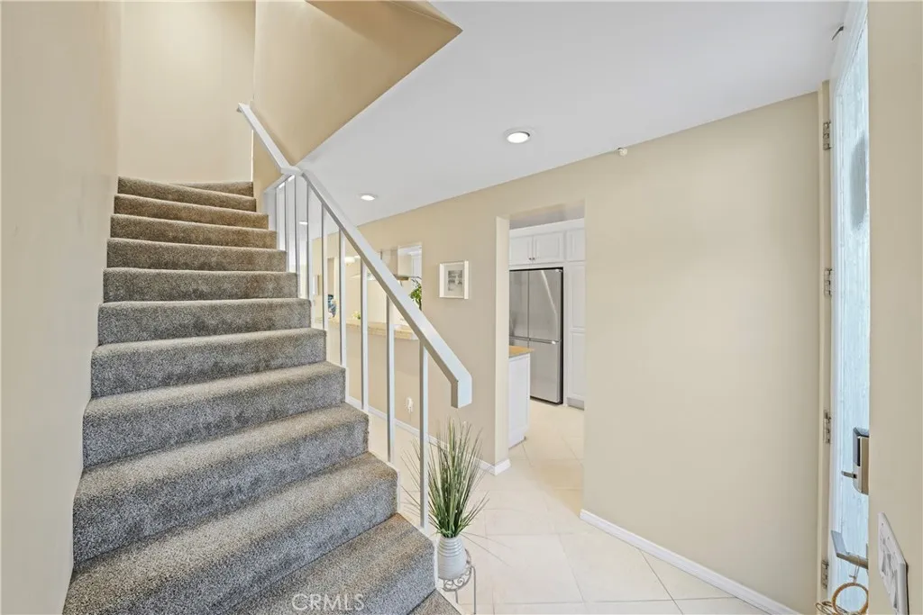 3954 Aladdin Drive, Huntington Beach, California 92649 home-pic-26