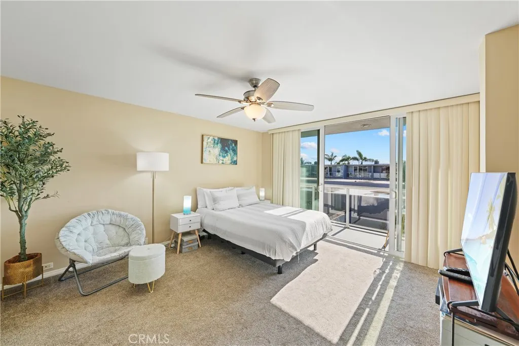 3954 Aladdin Drive, Huntington Beach, California 92649 home-pic-32
