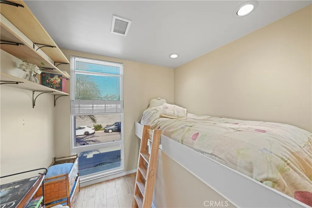 3954 Aladdin Drive, Huntington Beach, California 92649 home-pic-35