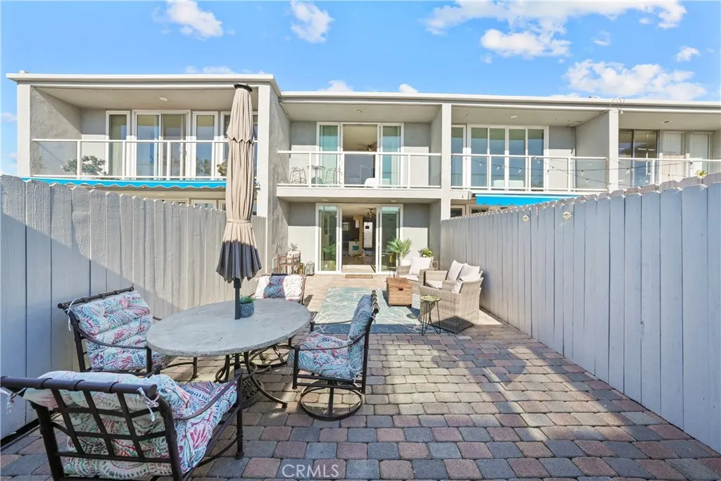 3954 Aladdin Drive, Huntington Beach, California 92649 home-pic-24