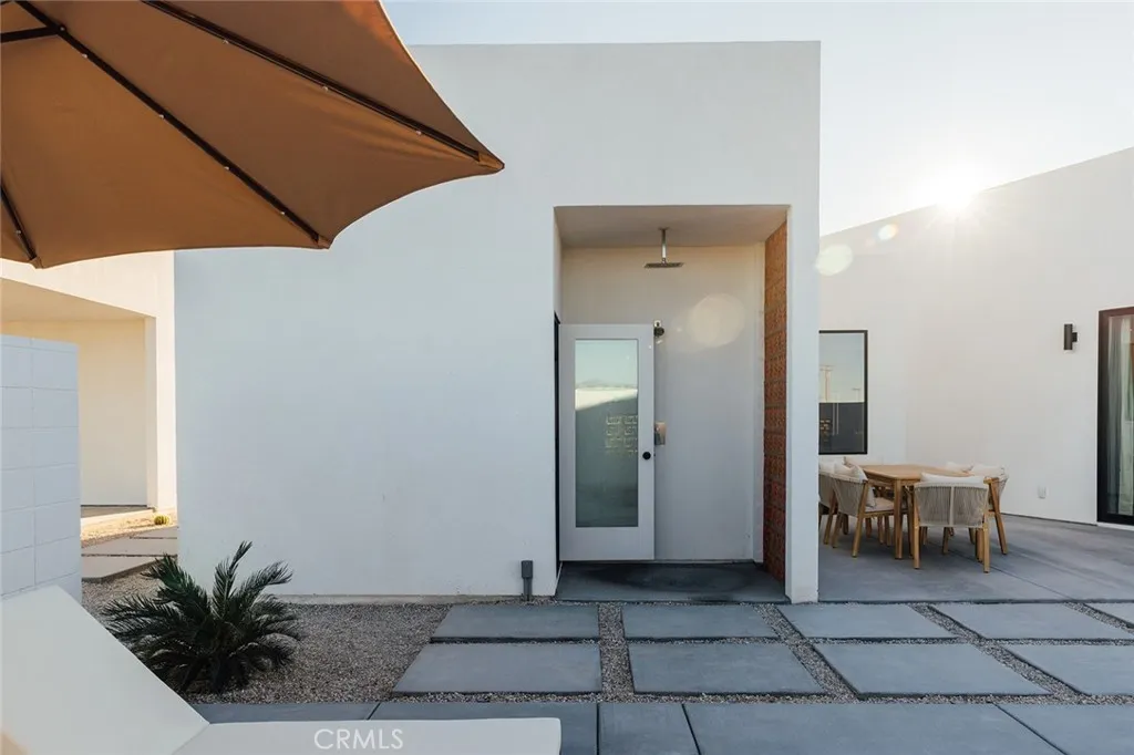 57885 Sierra Vista, Yucca Valley, California 92284 home-pic-42