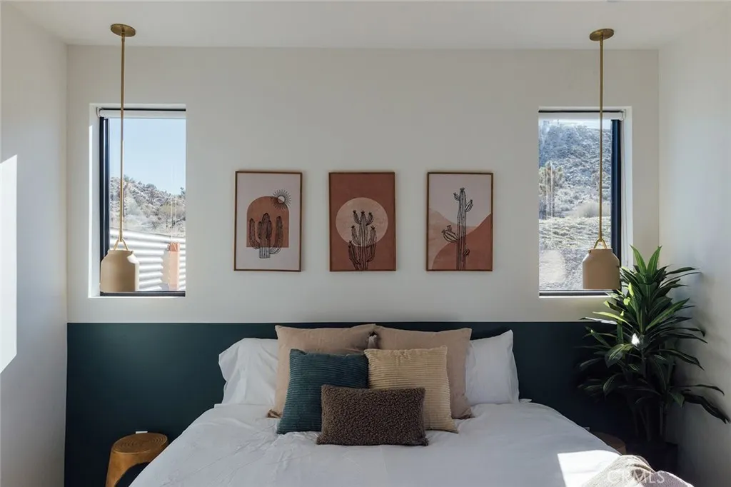57885 Sierra Vista, Yucca Valley, California 92284 home-pic-21