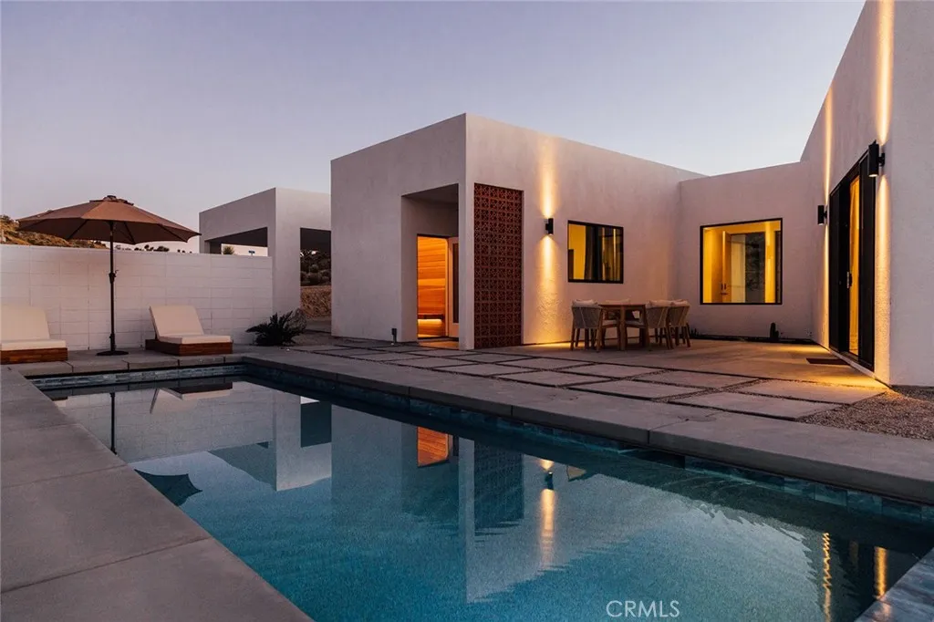 57885 Sierra Vista, Yucca Valley, California 92284 home-pic-1