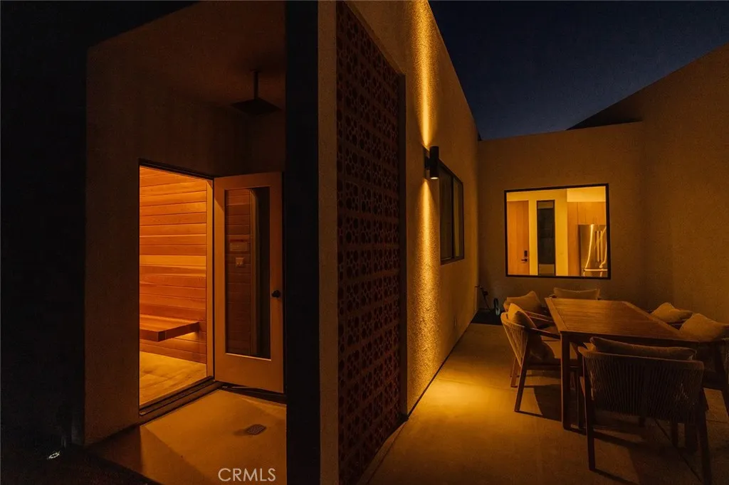 57885 Sierra Vista, Yucca Valley, California 92284 home-pic-57
