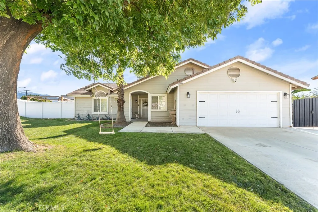 3502 White Oak Drive, Banning, California 92220 home-pic-36