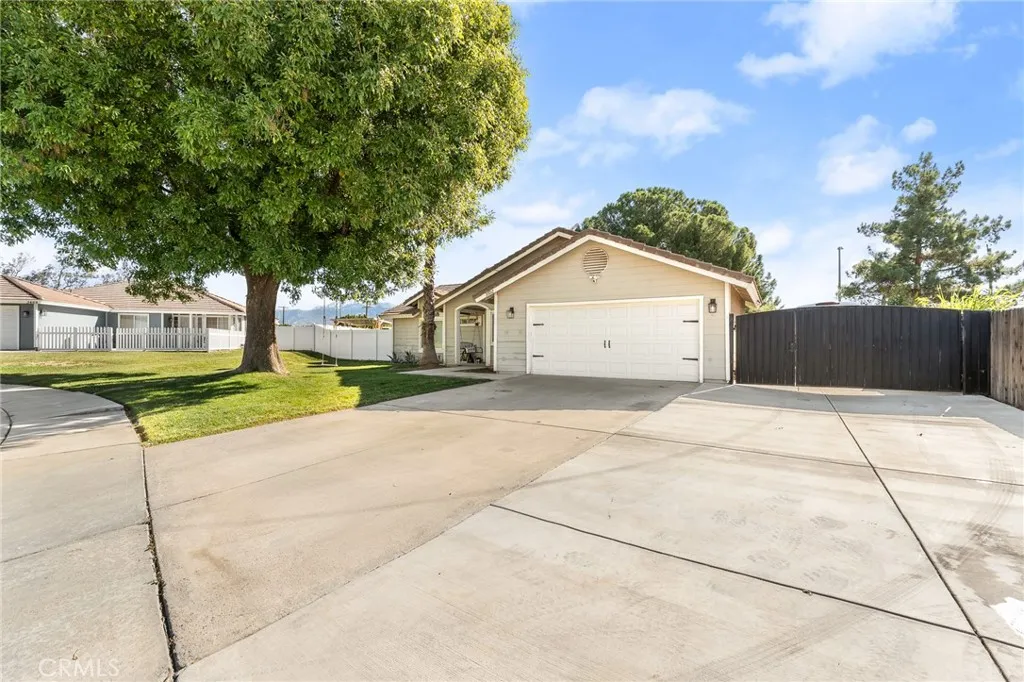 3502 White Oak Drive, Banning, California 92220 home-pic-34
