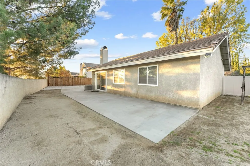 3502 White Oak Drive, Banning, California 92220 home-pic-25