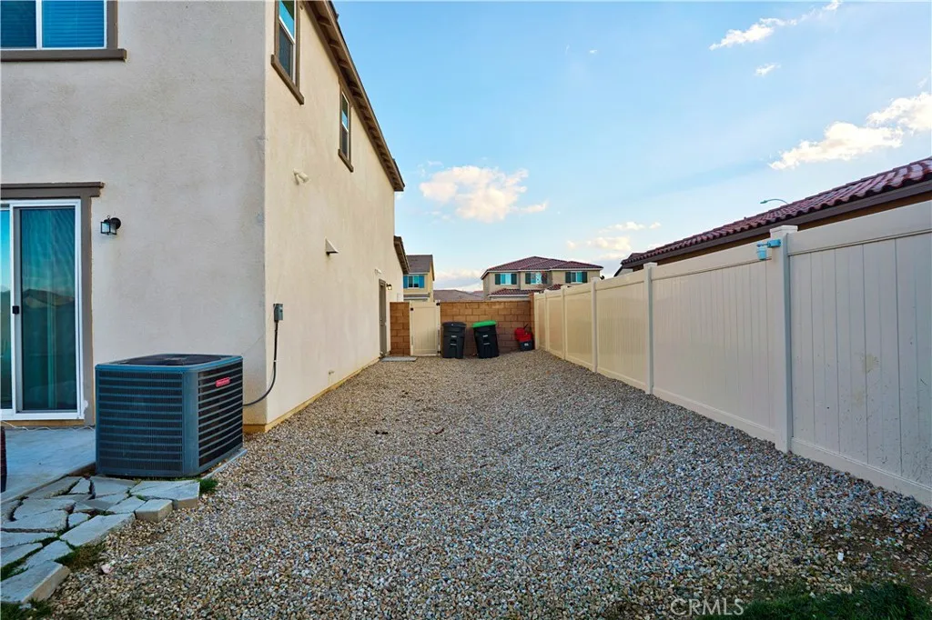 474 Mistyblue Court, Hemet, California 92543 home-pic-33