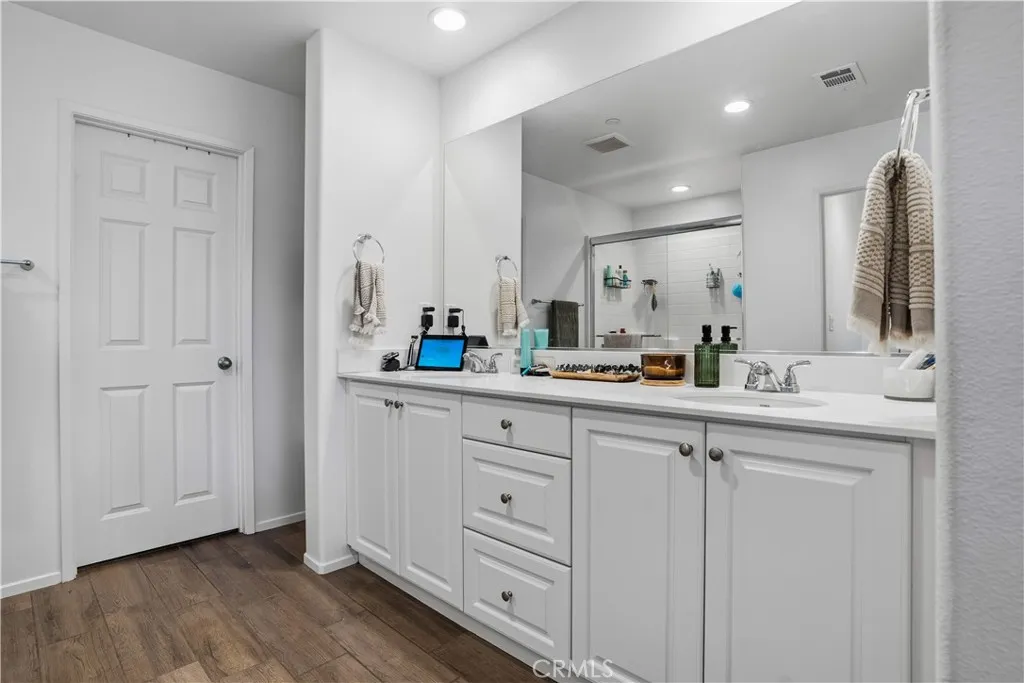 474 Mistyblue Court, Hemet, California 92543 home-pic-28