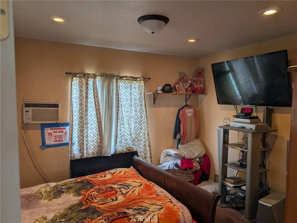 803 S Rowan, Los Angeles, California 90023 home-pic-7