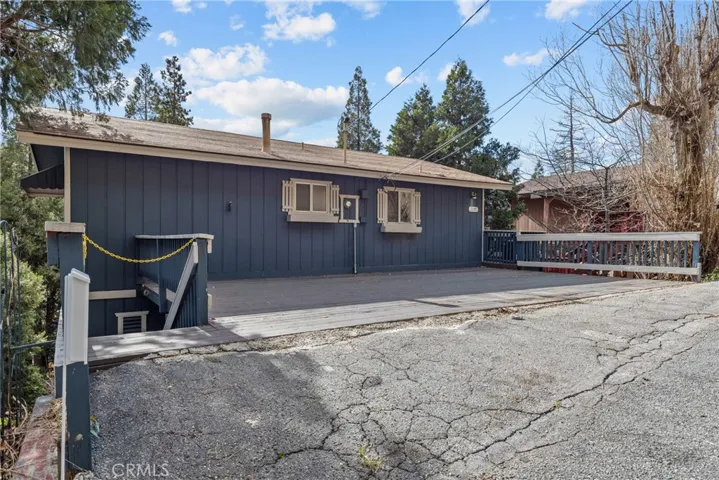 Level Entry with Under Deck access
