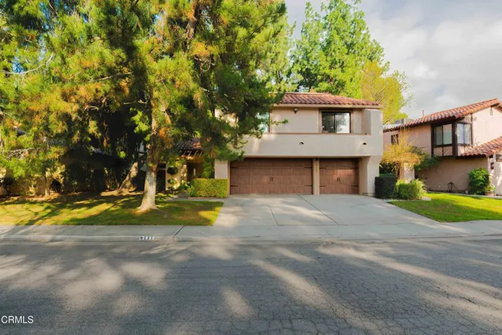 06_front_exterior_1