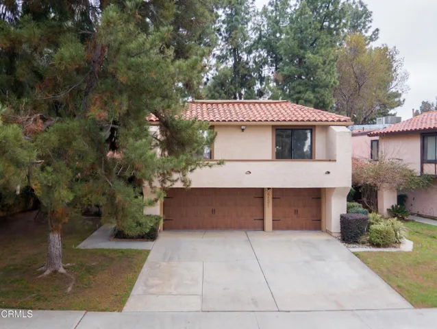12_front_exterior_7