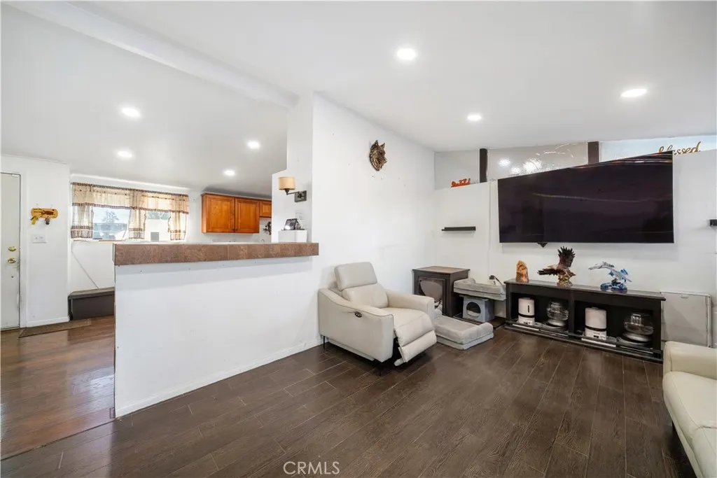 1610 N Amador Avenue, Ontario, California 91764 home-pic-16