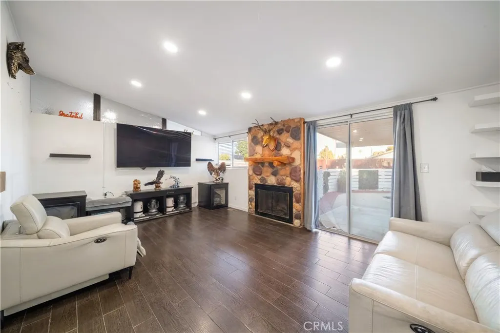 1610 N Amador Avenue, Ontario, California 91764 home-pic-15