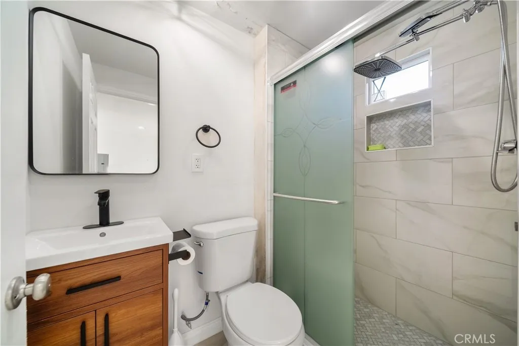 1610 N Amador Avenue, Ontario, California 91764 home-pic-38