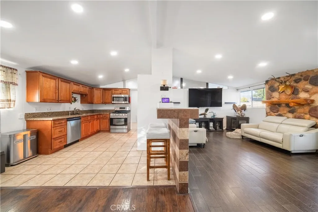 1610 N Amador Avenue, Ontario, California 91764 home-pic-13