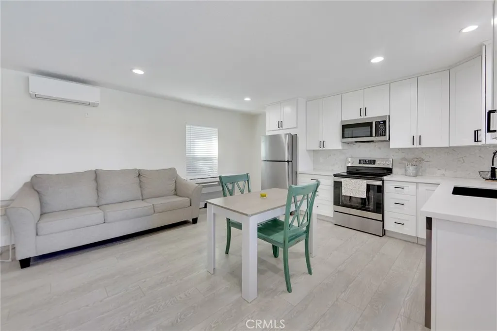 41632 - 41634 Firenze, Lancaster, California 93536 home-pic-50