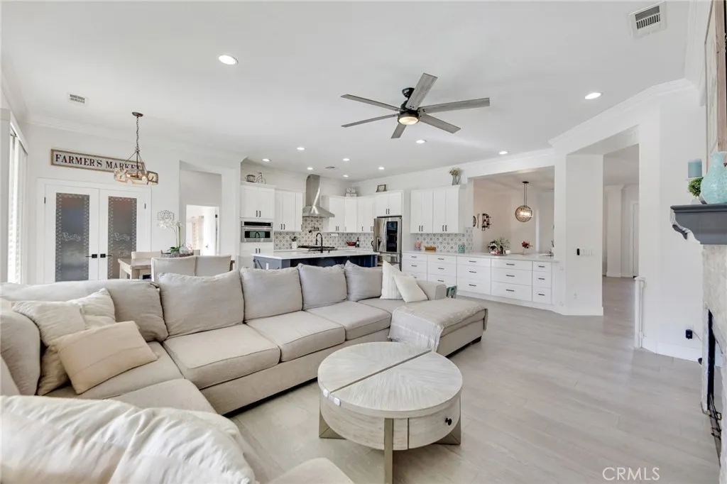 41632 - 41634 Firenze, Lancaster, California 93536 home-pic-15