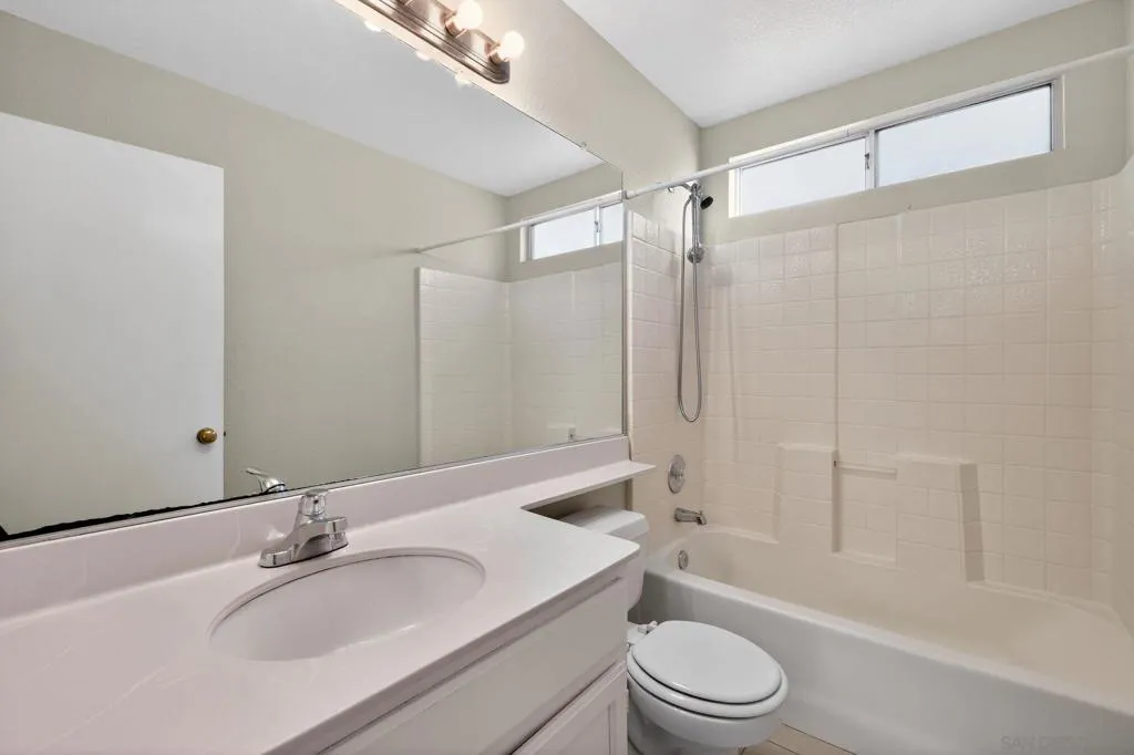 31850 Via Barraza, Temecula, California 92592 home-pic-21