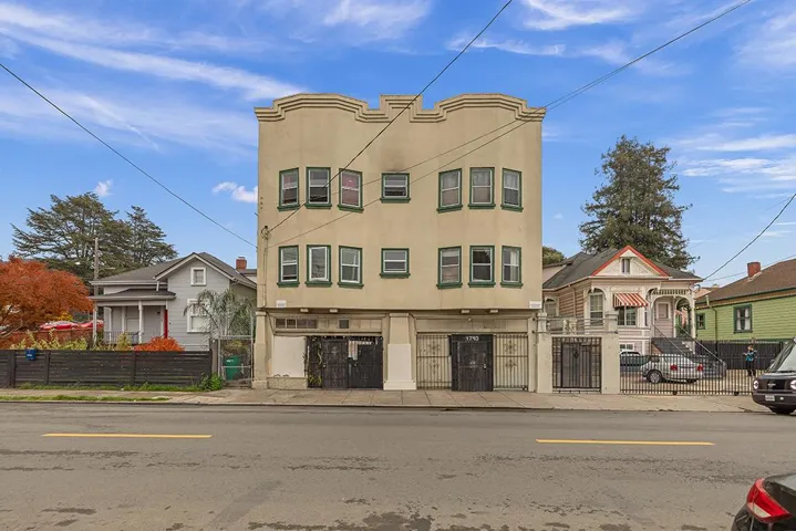 1736 23rd Avenue, Oakland, California 94606